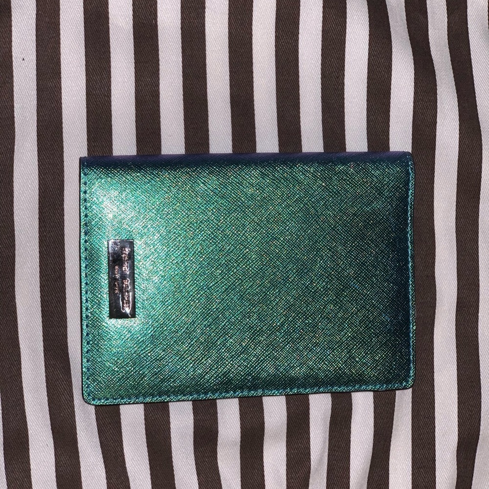 SOLD ⭐️BNWT Henri Bendel Galatic Petrol Passport⭐️